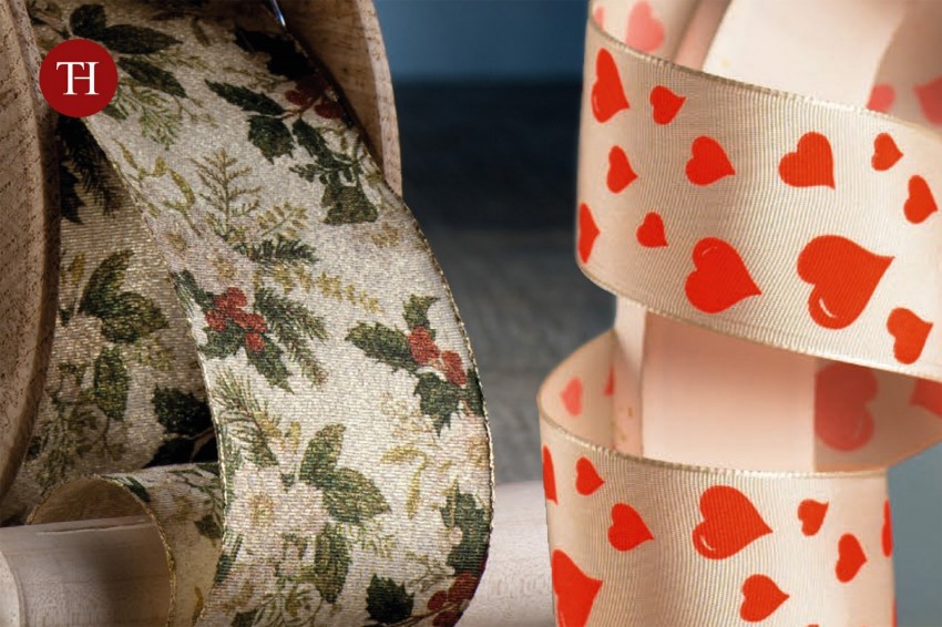 Wrapping supplies Gift ribbon Decorative gift ribbon Ribbon with festivities print h15mm