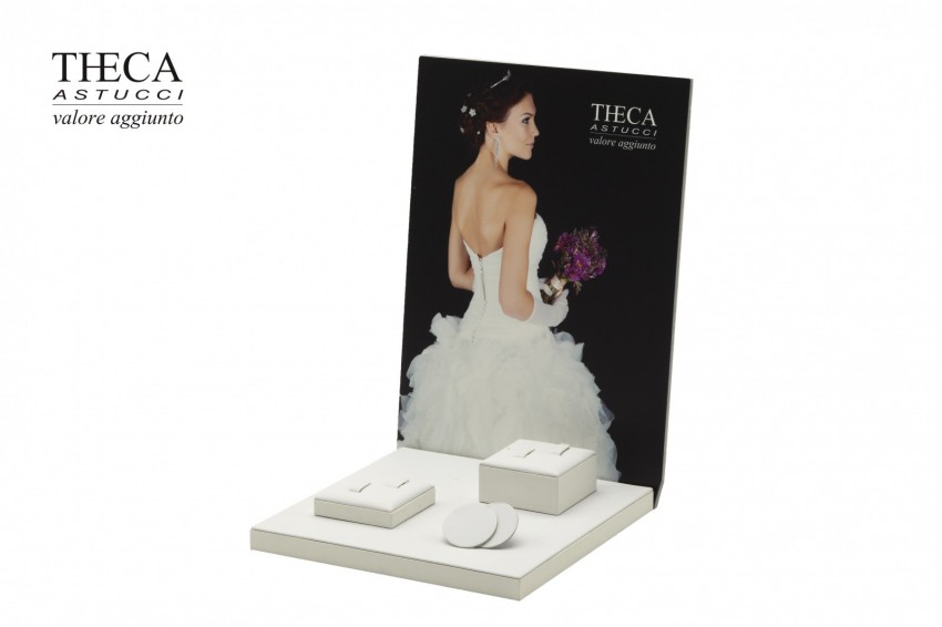 Marilyn wedding rings display 200x200x290 - 3369050 - Photo 1