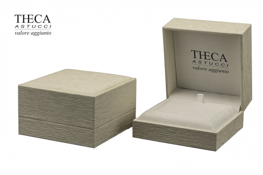 Presentation boxes Premium presentation boxes Lucia Lucia presentation box for pendant 107x107x67 cream