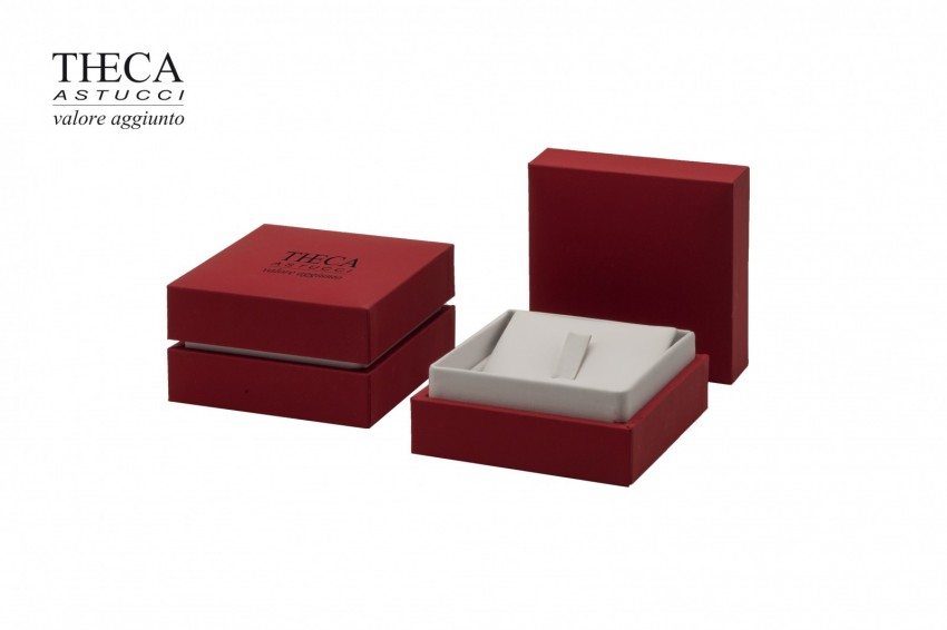 Presentation boxes Premium presentation boxes Brick Brick presentation box for ring earrings 76x76x43 red