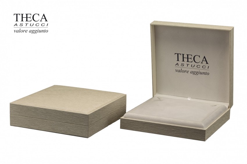 Presentation boxes Premium presentation boxes Lucia Lucia presentation box for necklace 192x192x57 cream