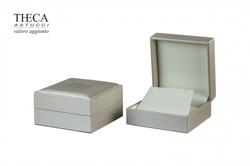 Presentation boxes Leatherette presentation boxes Atlas Atlas presentation box for ring earrings 104x104x51 cream