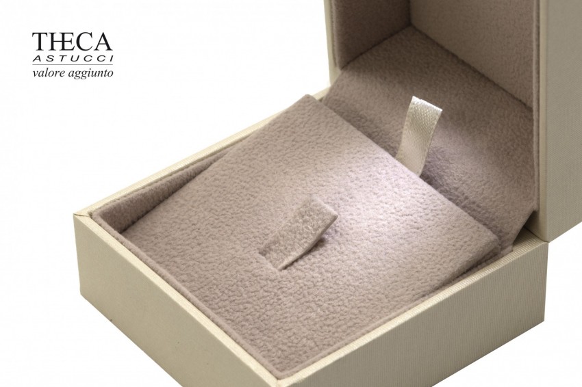 Golden presentation box for ring earring with led light 67x68x55 lt.cream - SIR0455 - Photo 4
