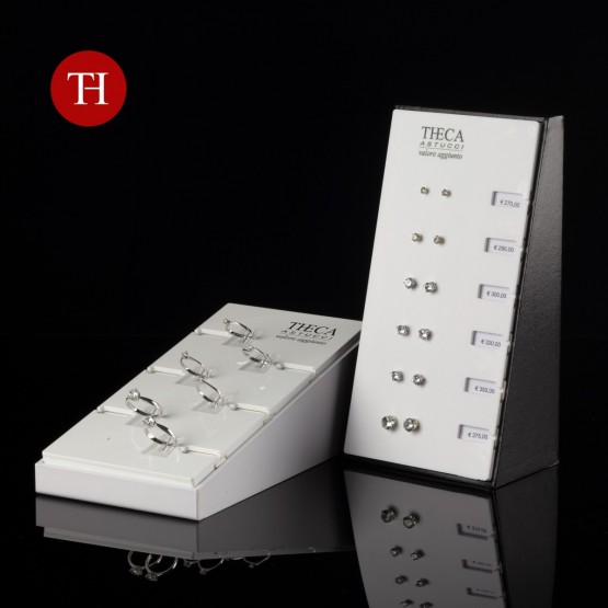 Jewellery displays Griffes tag Jewellery displays Griffes tag
