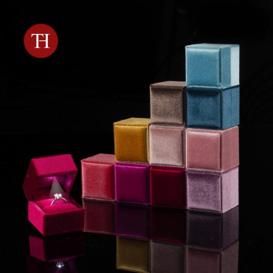 Scatola anello con led Brillante Scatola anello con led Brillante